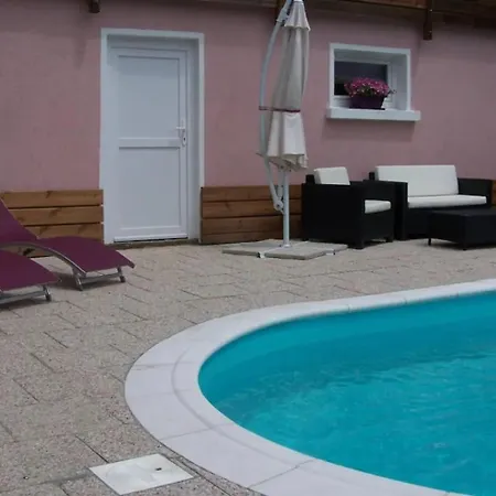 Apartment Le Heron De L'etang - Appt Vue Montagne - Piscine Le Tholy